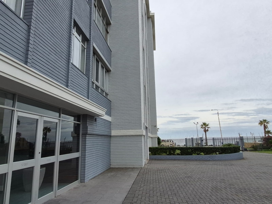 To Let 2 Bedroom Property for Rent in Summerstrand Eastern Cape